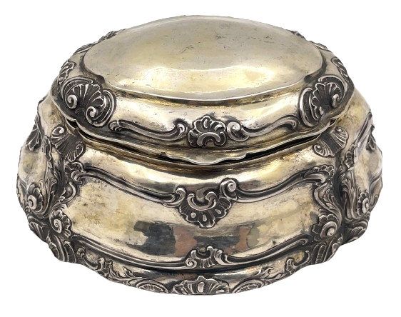 Austrian 18th or Early 19th Century Gilt Silver Box with Shell Motifs