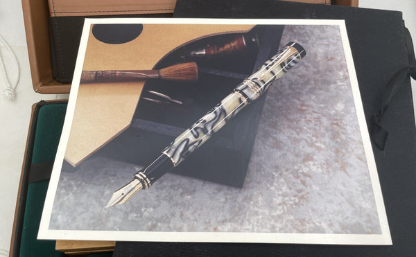 Parker Rare Norman Rockwell Limited Edition Fountain Pen with Original Documentation & Fine Prints