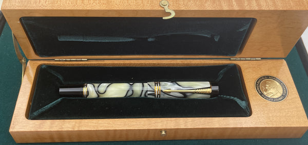 Parker Rare Norman Rockwell Limited Edition Fountain Pen with Original Documentation & Fine Prints