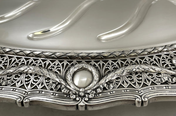 Shreve & Co. Sterling Silver Footed Well & Tree Meat Platter Tray in Louis XVI Pattern