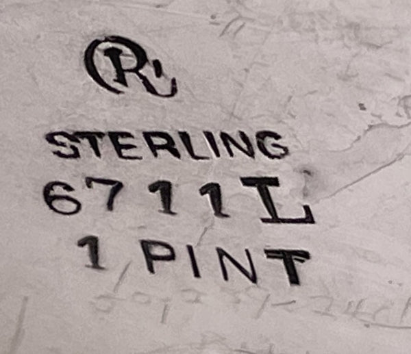 Currier & Roby Sterling Silver Cocktail Shaker in Mid-Century Modern Style 1 Pint