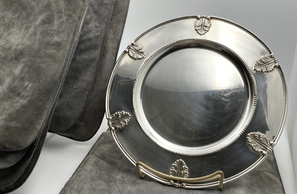 Rare Gianmaria Buccellati Set of 8 Sterling Silver Chargers in Laura Pattern